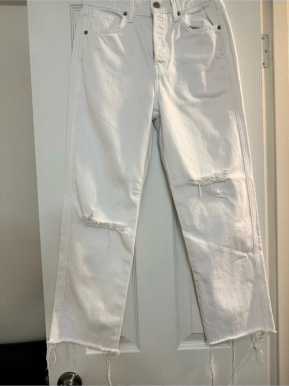 Veronica Beard Blake Crop Classic Straight High Rise Distressed Straight Leg